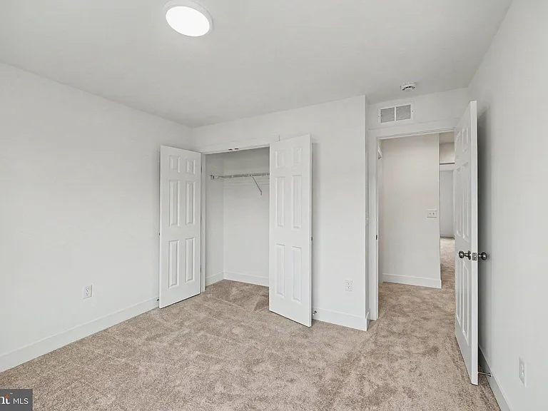 104 Madison Dr — Photo 20