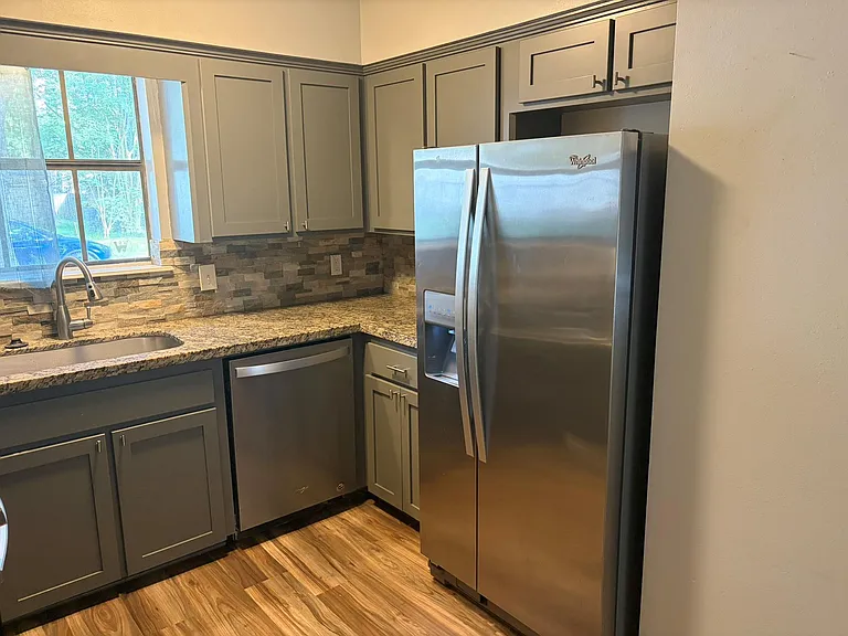 17 Capewood Ct — Photo 2