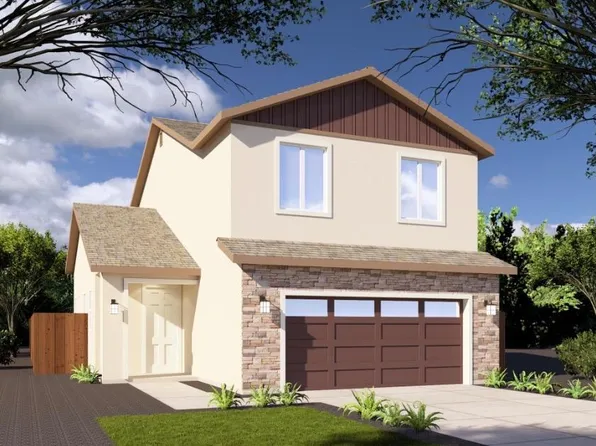 412 W Escalon Ave, Clovis, CA 93612