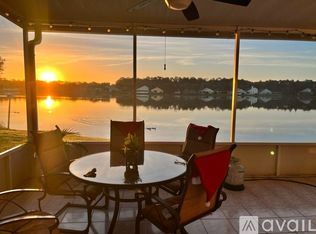 8653 Manassas Rd, Tampa, FL 33635