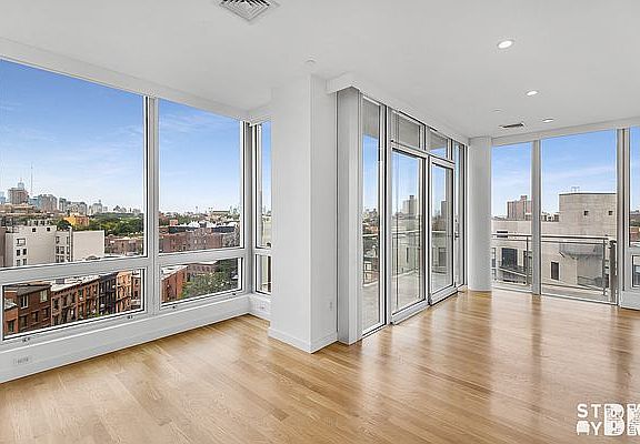 5th image of 525 Clinton Ave #5NE