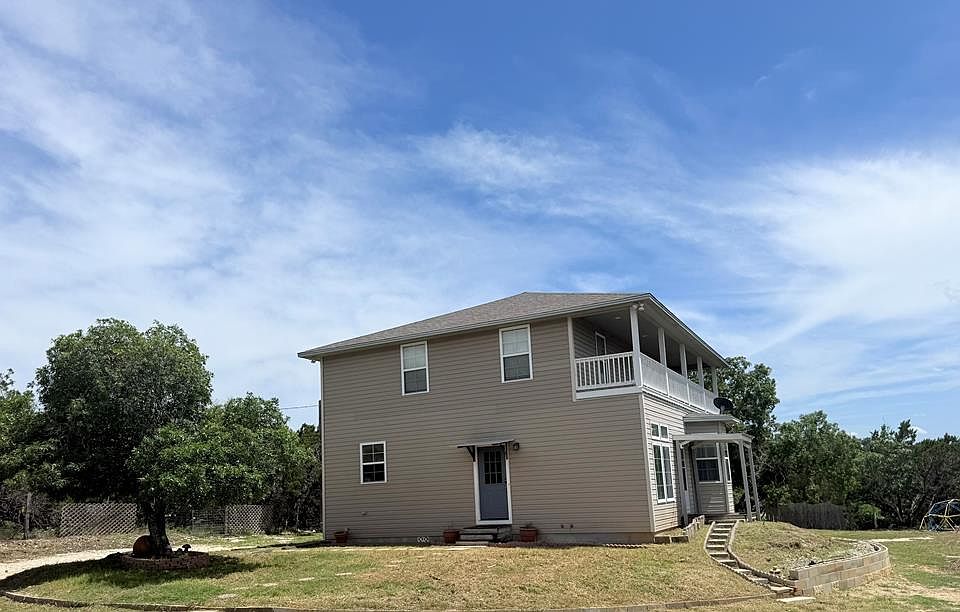 1st image of 218 Mineola St