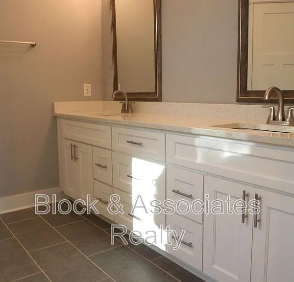 202 Lincoln Ct — Photo 24