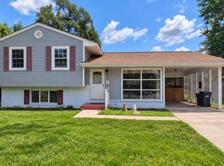 4 Lakecrest Cir, Greenbelt, MD 20770