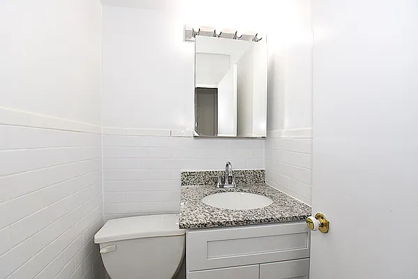 Rented by Keller Williams NYC | media 26