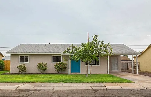 2677 S Beverly Ln Photo 1