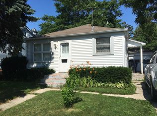 685 S Elmwood Ave, Waukegan, IL 60085