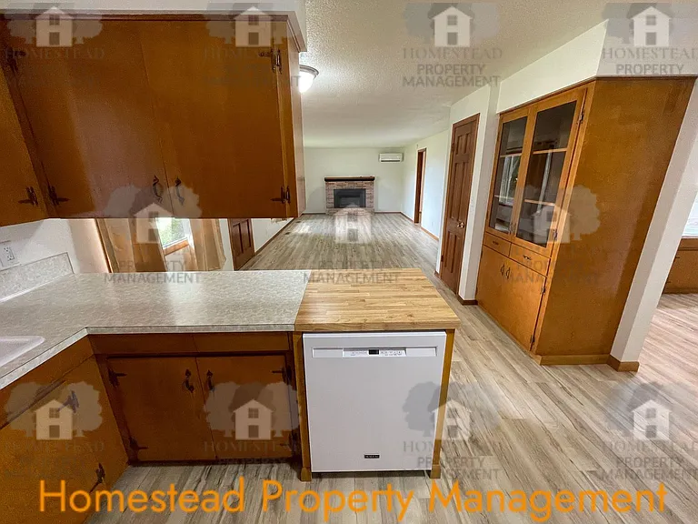 8555 Clow Corner Rd — Photo 10