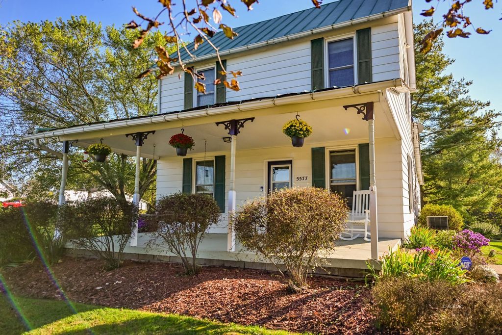 Real estate listing image