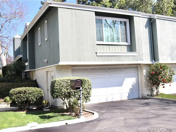 902 Hollow Brook Ln #132, Costa Mesa, CA 92626