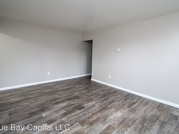 4th image of 902 E Sturgis St #10717731