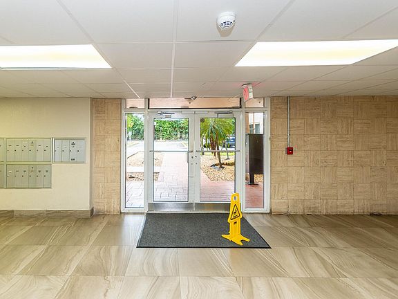 4th image of 6930 Miami Gardens Drive #1-215