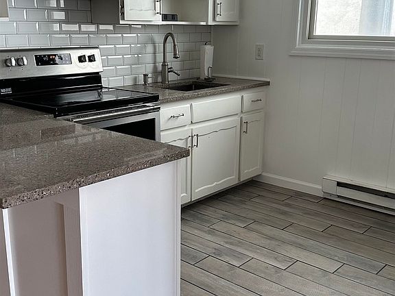 5th image of 313 9th St Floor 2
