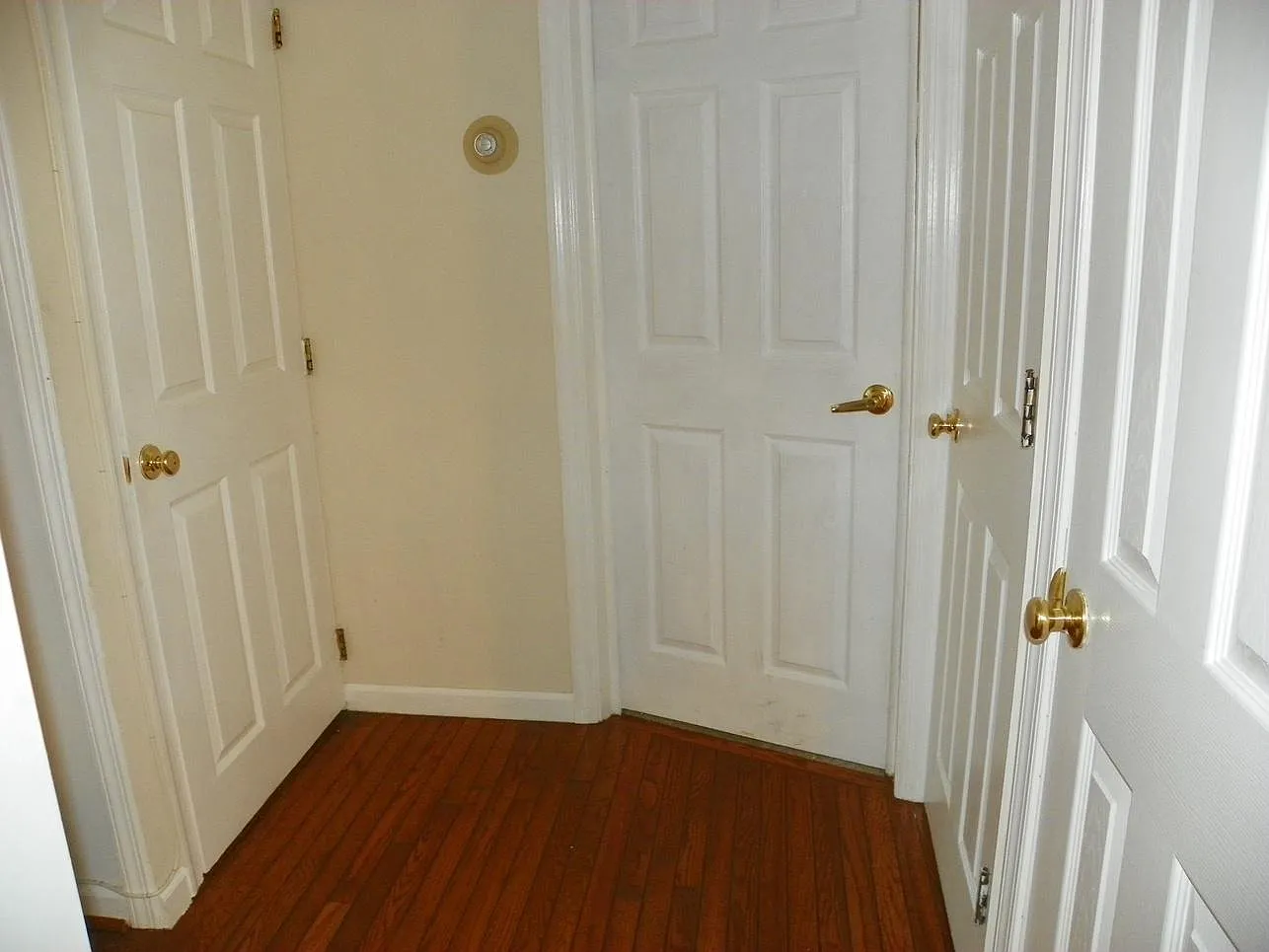 3 bed, 1436 sqft, $2,495 — Photo 4