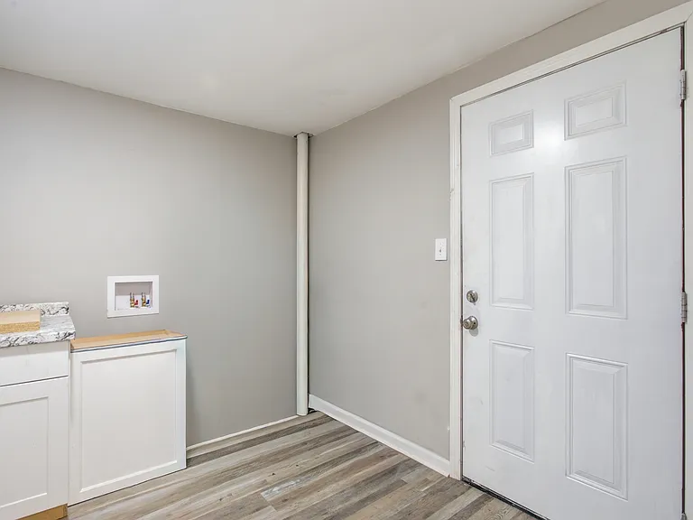 1007 E Park Ave #1 — Photo 12
