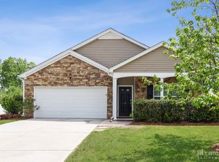 4 Cliffview Ct, Greensboro, NC 27301