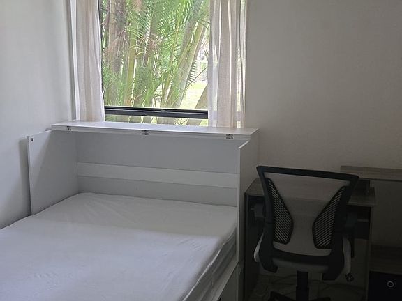 Full Size Bed