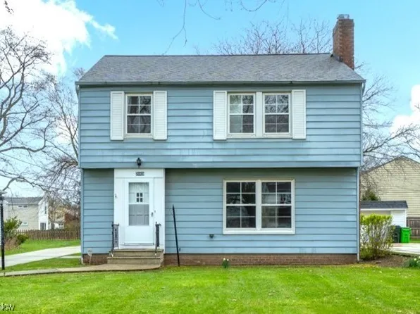 2009 Campus Dr, South Euclid, OH 44121