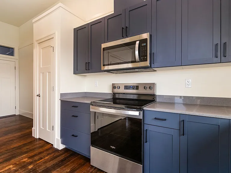 720 Murdock St — Photo 18