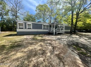 7820 Rockvale Dr, Gautier, MS 39553
