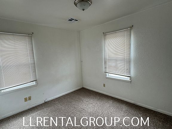 2nd image of 3107 SE 21st St