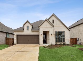 4028 Crepe Myrtle St, Aubrey, TX 76227