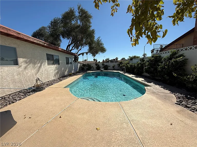 3611 Rosewood St — Photo 7