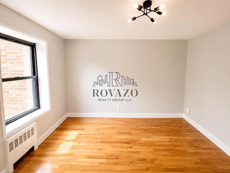 2 bed, 600 sqft, $1,725 — Photo 4