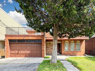 35 Coxwell Ave, Toronto, ON M4L 3A9