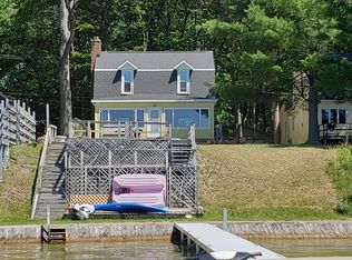 2916 N Portage Ave, Grayling, MI