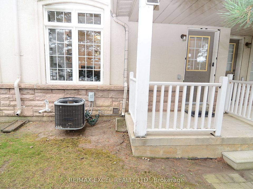 2nd image of 10 Post Oak Dr #21