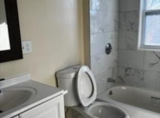 3952 Washington St #3, Roslindale, MA 02131