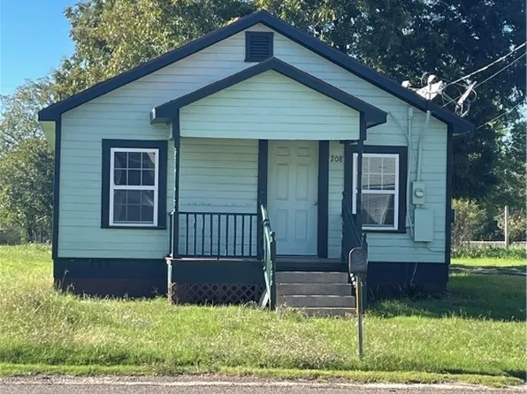 208 N Commerce St, Bremond, TX 76629