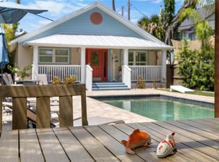 305 Live Oak Ln, New Smyrna Beach, FL 32168