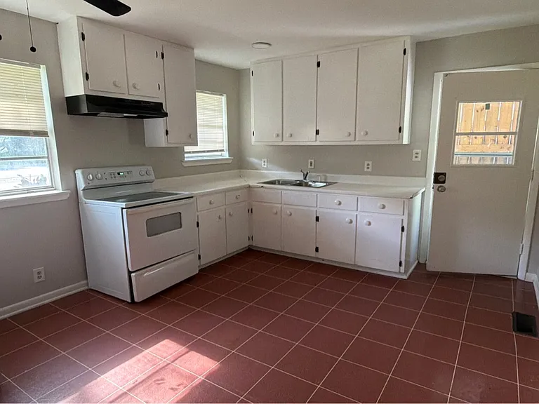 3109 Patton Rd SW #A — Photo 3