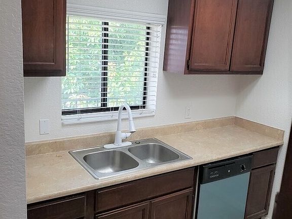 5th image of 13630 Doty Ave #14