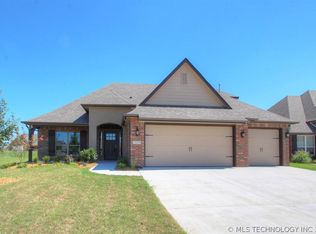 1504 E Canton St, Broken Arrow, OK 74012