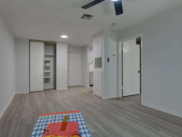 Silver Oaks Villas — Photo 41