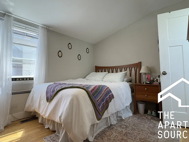 1735 N Fairfield Ave #2 — Photo 19