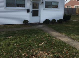 7 Woolsey Rd #B, Middletown, RI 02842