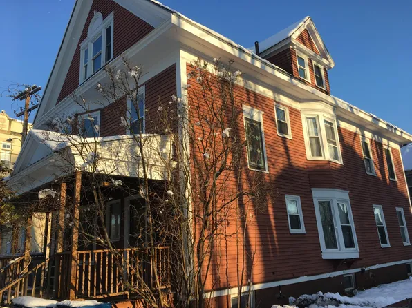 194 Falmouth St, Portland, ME 04102