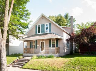 1428 Adams St, La Crosse, WI 54601