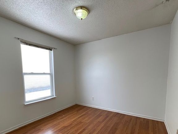 5th image of 10056 Clear Creek Cir