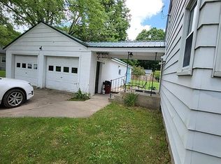 303 Hawley St, Hesperia, MI 49421