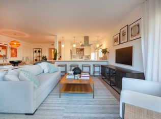 2633 State St APT 1, Santa Barbara, CA 93105