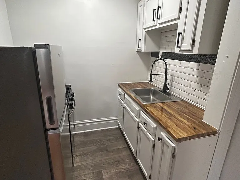 Hillside Gardens Apartment Homes — Photo 9