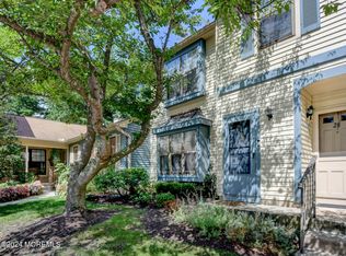 29 Balmoral Ct, Aberdeen, NJ 07747