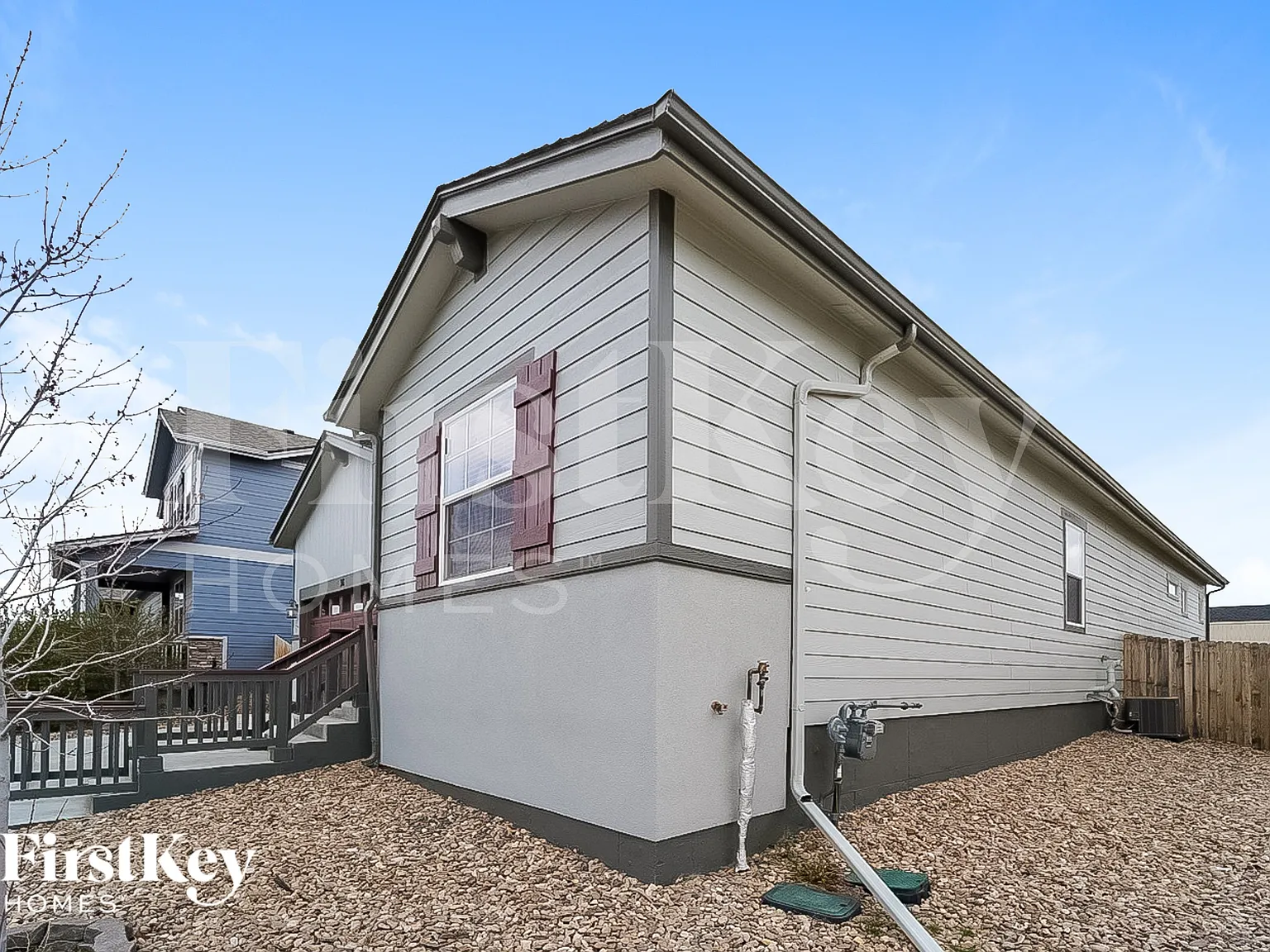 3 bed, 2.0 bath, 2031 sqft, $2,705 — Photo 1