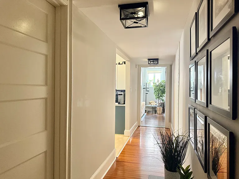 1033 Spruce St #301 — Photo 7