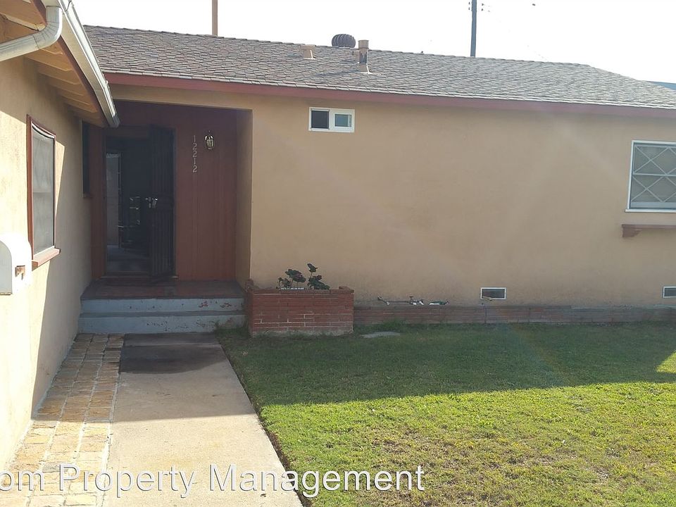 1st image of 12212 College Ave